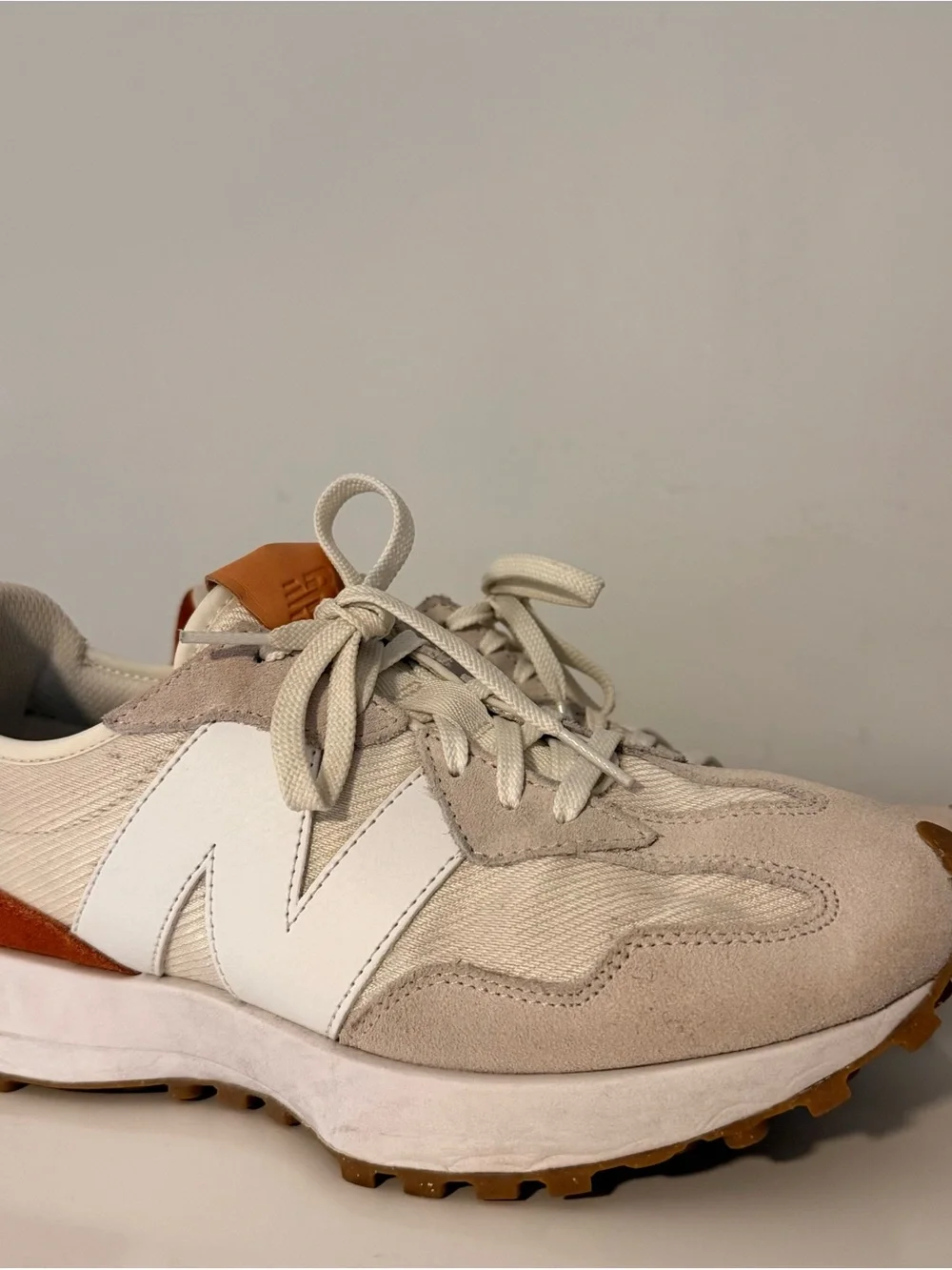 NEW BALANCE 327 Shoes - Picture 5 of 11
